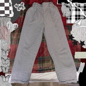 Classic b&w gingham pants
